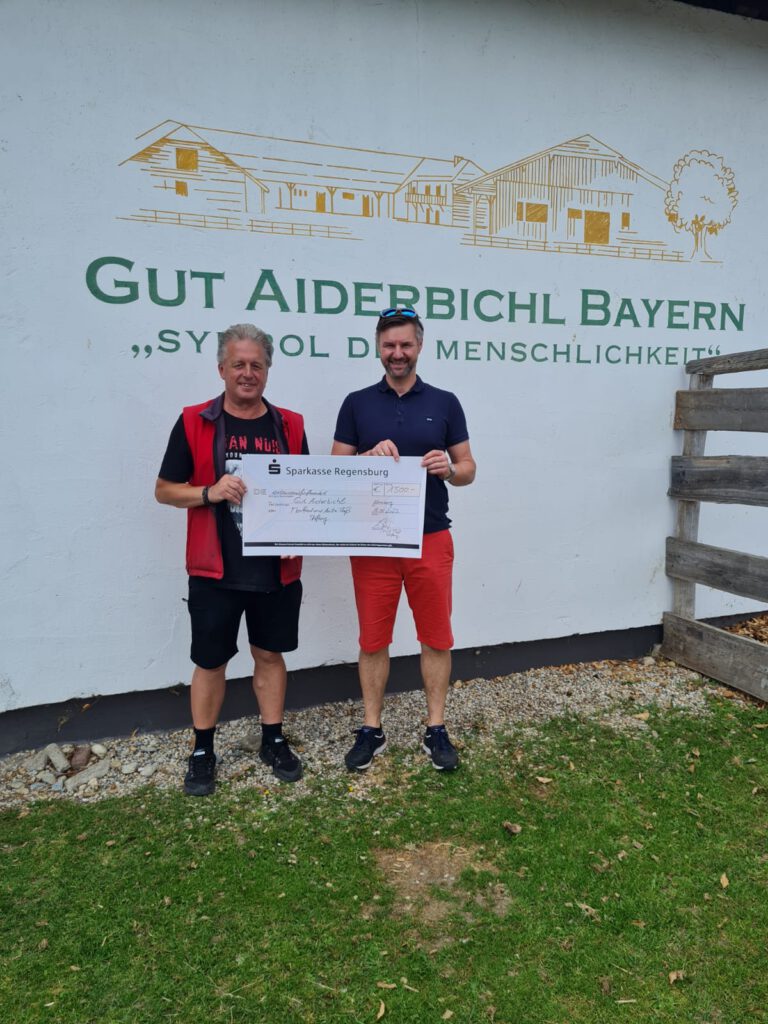 Alexander Grünert (rechts)